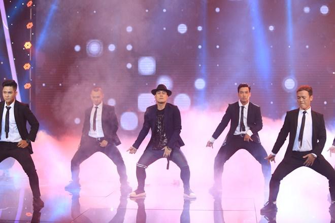 Lâu không xuất hiện, Khánh Phương khiến Việt Hương mê tít: Đẹp trai lại cùng tên chồng mình - 3