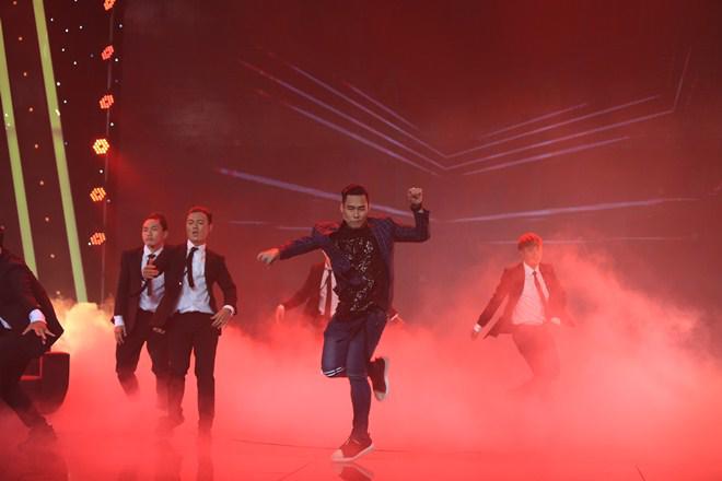 Lâu không xuất hiện, Khánh Phương khiến Việt Hương mê tít: Đẹp trai lại cùng tên chồng mình - 4