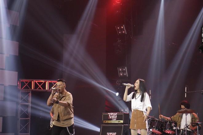 Xuân Bắc khiến Mỹ Linh amp;#39;khó chịuamp;#39; khi đứng chen giữa dàn trai đẹp - 14