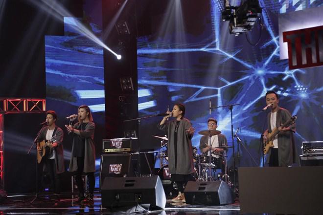 Xuân Bắc khiến Mỹ Linh amp;#39;khó chịuamp;#39; khi đứng chen giữa dàn trai đẹp - 10