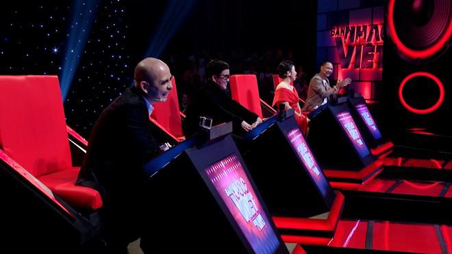 Xuân Bắc khiến Mỹ Linh amp;#39;khó chịuamp;#39; khi đứng chen giữa dàn trai đẹp - 1