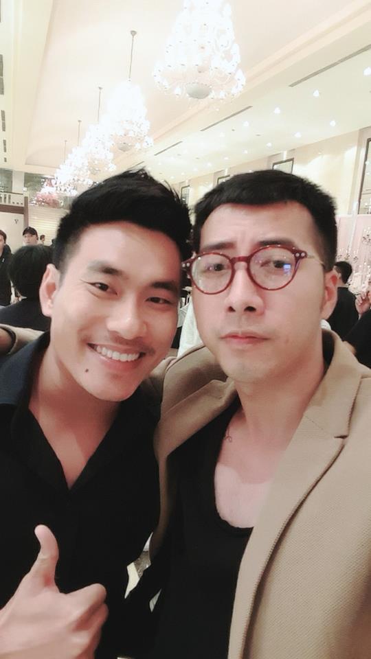 Trấn Thành cùng Kiều Minh Tuấn và Cát Phượng đến chúc mừng đám cưới Vinh Râu - 4