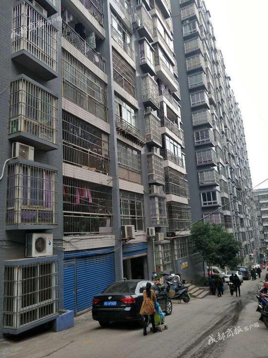 Giận quá mất khôn, mẹ ném con hơn 6 tháng tuổi xuống đất tử vong vì cãi nhau với chồng - 1