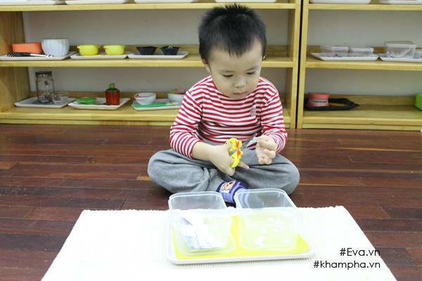 co giao montessori huong dan bo me cach day con o nha hieu qua nhat - 3