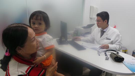 Mô hình tiêm vắc xin mới cho người dân TP.HCM - 1