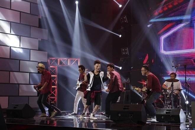 Phương Uyên: amp;#34;Mỹ Linh cũng chỉ nhờ chồng mà thôi” - 12