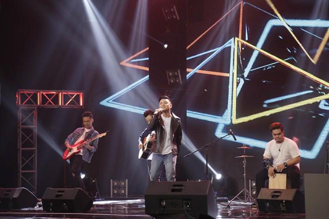 Phương Uyên: amp;#34;Mỹ Linh cũng chỉ nhờ chồng mà thôi” - 16