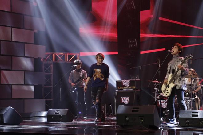 Phương Uyên: amp;#34;Mỹ Linh cũng chỉ nhờ chồng mà thôi” - 13