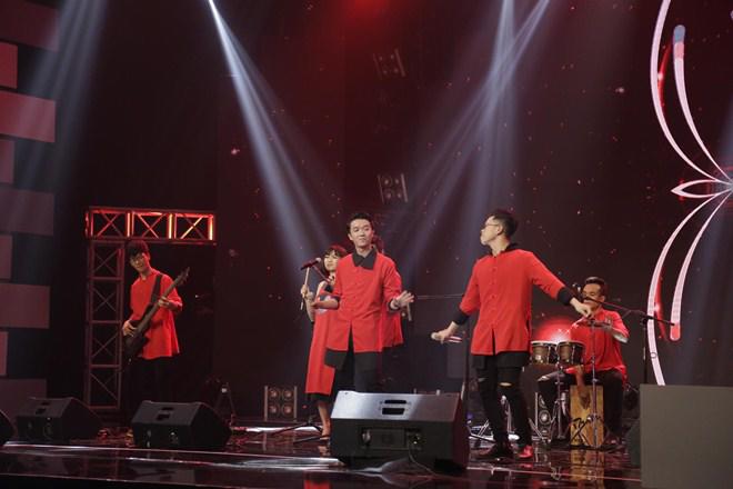 Phương Uyên: amp;#34;Mỹ Linh cũng chỉ nhờ chồng mà thôi” - 15