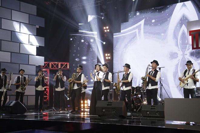 Phương Uyên: amp;#34;Mỹ Linh cũng chỉ nhờ chồng mà thôi” - 3