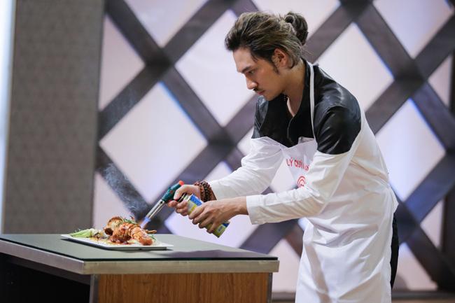 MasterChef VN: Chê đề bài phi lý, Lý Quý Khánh vẫn vượt rào an toàn - 5