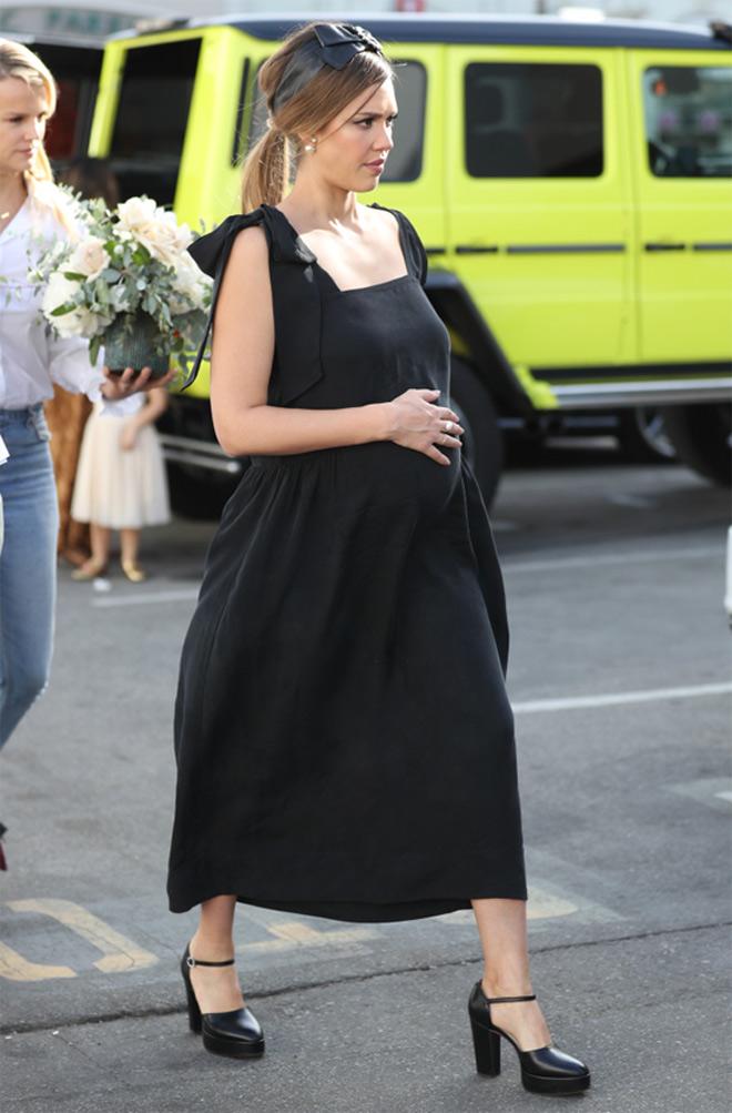 Ngôi sao 24/7: Sao nữ Ấn Độ livestream bị quấy rối 2 tiếng trên máy bay không ai giúp đỡ - 12