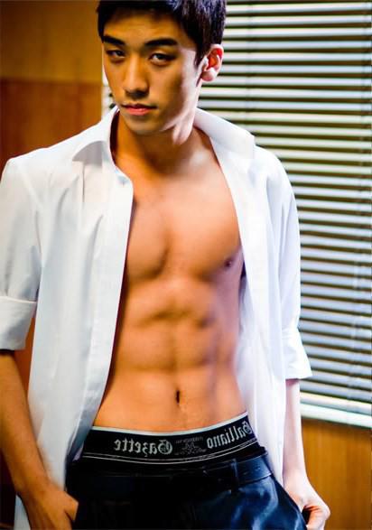 Ngôi sao 24/7: Sao nữ Ấn Độ livestream bị quấy rối 2 tiếng trên máy bay không ai giúp đỡ - 8