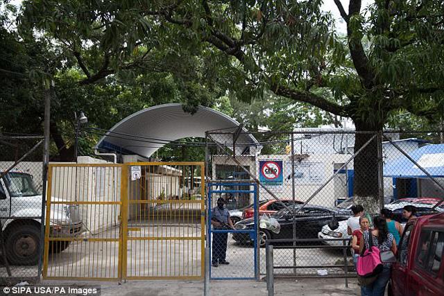 Sản phụ ngất xỉu trong nhà tắm, tỉnh dậy con chết lưu và nhận ngay bản án 30 năm tù - 3