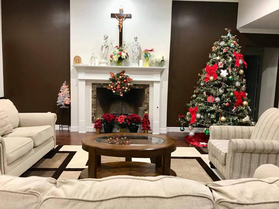 nha vuon rong rai tran ngap khong khi giang sinh cua ca si hong ngoc tai my - 2