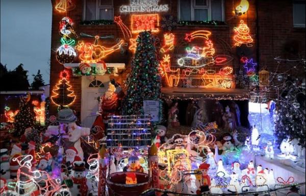 dua dai hang xom, gia dinh suot 16 nam “bien” nha thanh khu vui choi giang sinh tuyet dep - 12