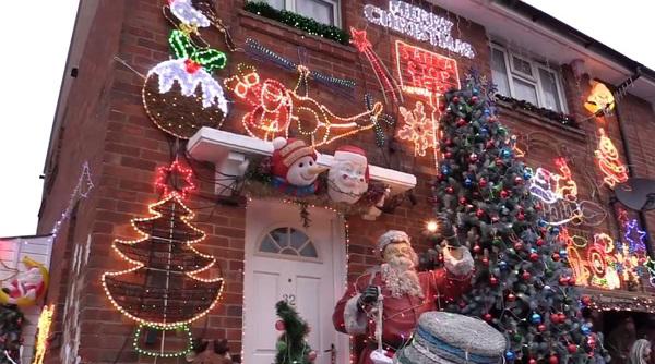 dua dai hang xom, gia dinh suot 16 nam “bien” nha thanh khu vui choi giang sinh tuyet dep - 4