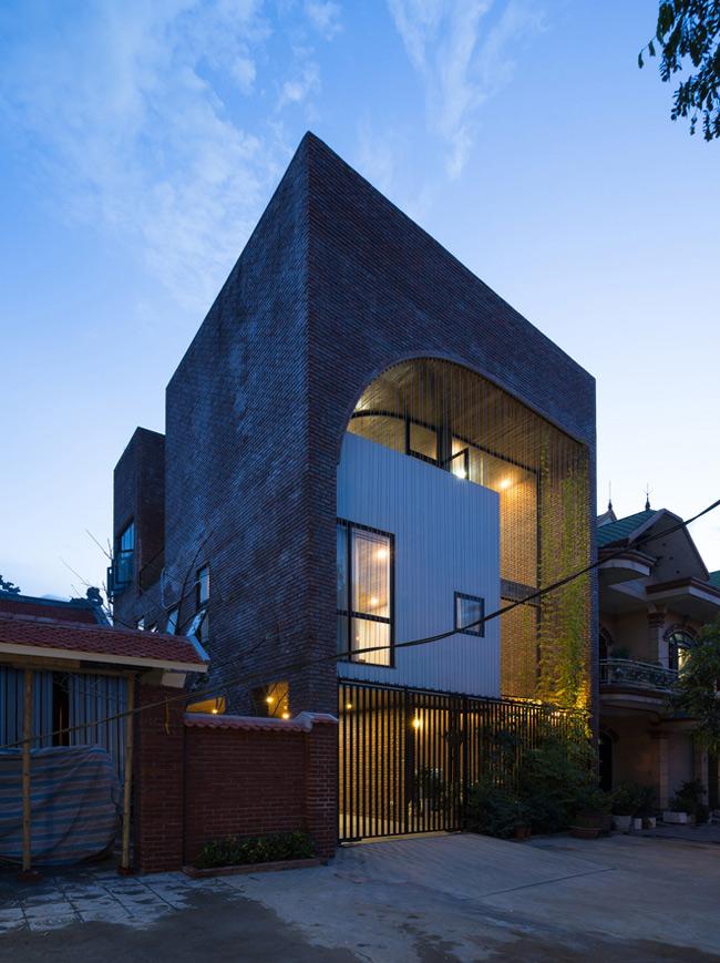 can biet thu “doc nhat thanh vinh” noi ban bat tren bao my - 1