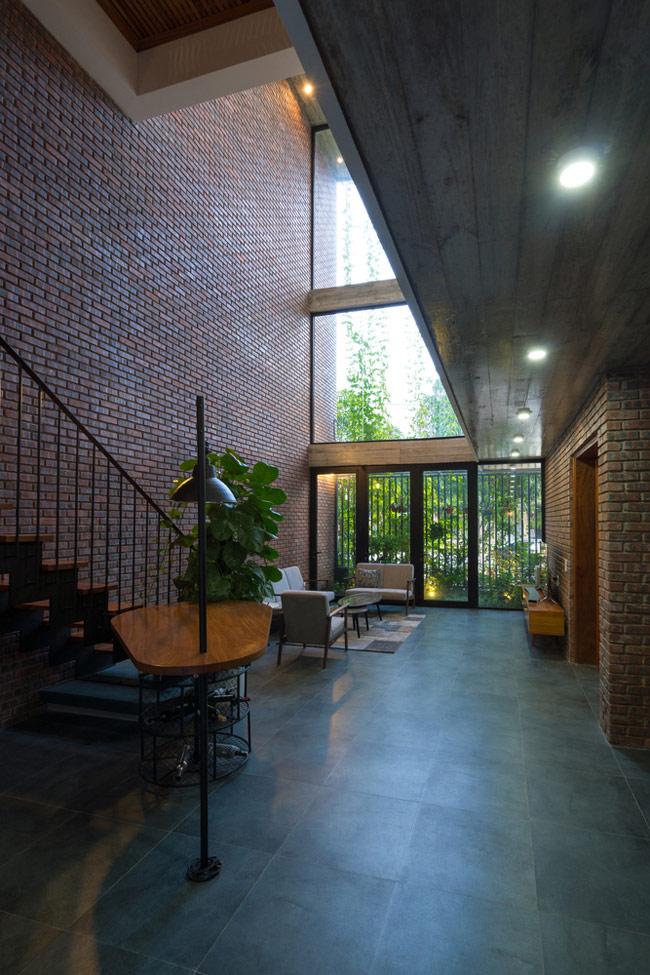 can biet thu “doc nhat thanh vinh” noi ban bat tren bao my - 6