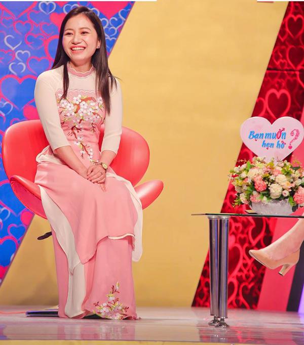 Anh chàng khó tính không tặng quà to cho bạn gái vì sợ amp;#34;phíamp;#34; vẫn được bấm nút hẹn hò - 1