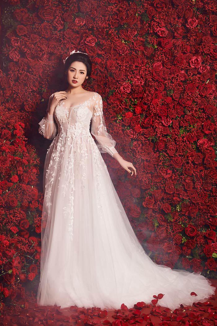 Chưa đám cưới, nhưng Á hậu Tú Anh đã được khoác lên mình chiếc váy cưới 3 tỷ - 7