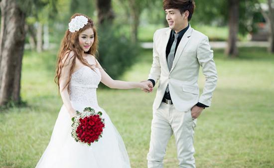 Vợ cũ Hồ Quang Hiếu tiết lộ nam ca sĩ nhiều lần ngoại tình khiến cô phải ly hôn - 3