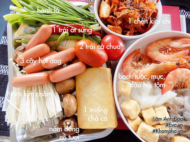 Cách nấu nướng lẩu kim chi hải sản Nước Hàn sâu cay ngon đích thị vị - 1