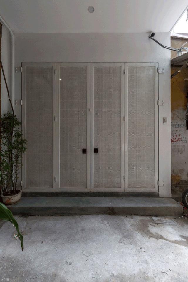 nam tit trong ngo nho o thu do, can nha ong van dep, sang, dang hoc hoi - 2