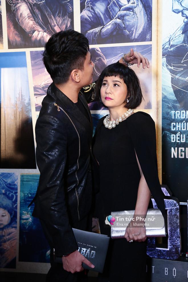 Nhã Phương amp;#34;lẻ bóngamp;#34; đến ra mắt phim, né tránh khi được hỏi về Trường Giang - 9