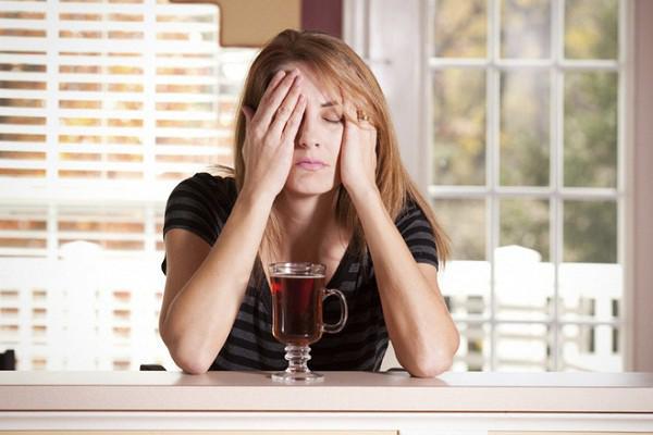 Những nguyên nhân khiến bạn thường xuyên đau đầu buổi sáng - 1