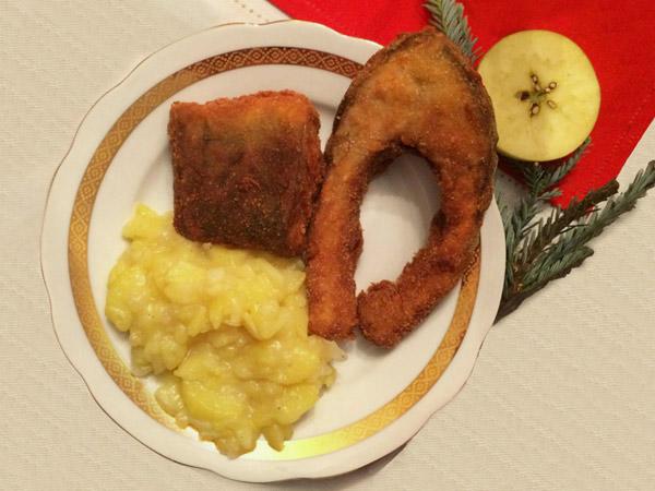 20 bữa ăn Giáng sinh ở các nước trên thế giới, có nước đơn sơ bất ngờ - 6