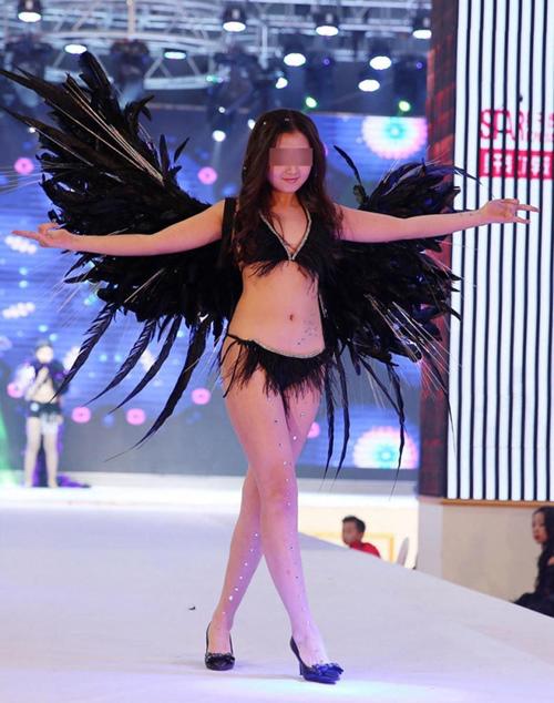 Đất nước tỷ dân có nhiều show nội y bị “ném đá” nhất năm 2017 - 5