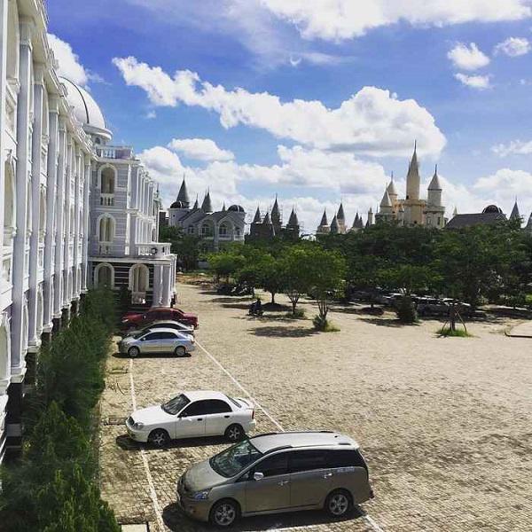 dan mang phat sot voi truong dai hoc dep nhu "hoc vien phu thuy hogwarts" o hau giang - 1