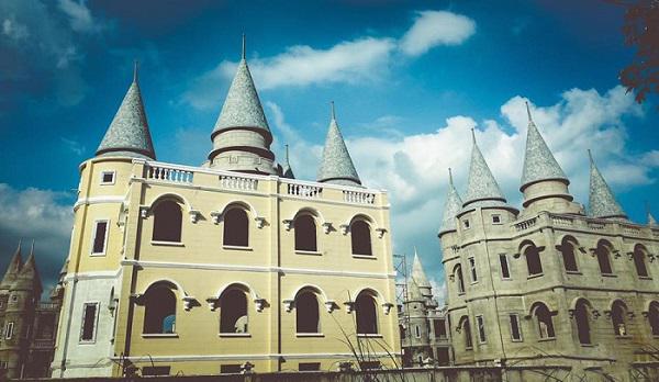 dan mang phat sot voi truong dai hoc dep nhu "hoc vien phu thuy hogwarts" o hau giang - 11