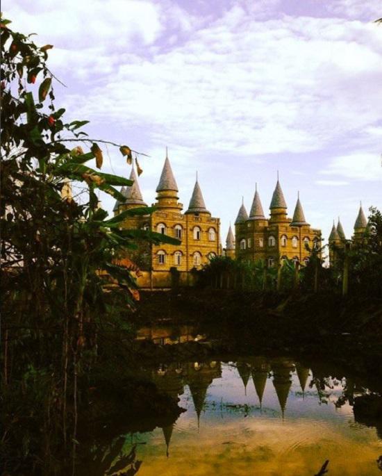 dan mang phat sot voi truong dai hoc dep nhu "hoc vien phu thuy hogwarts" o hau giang - 12