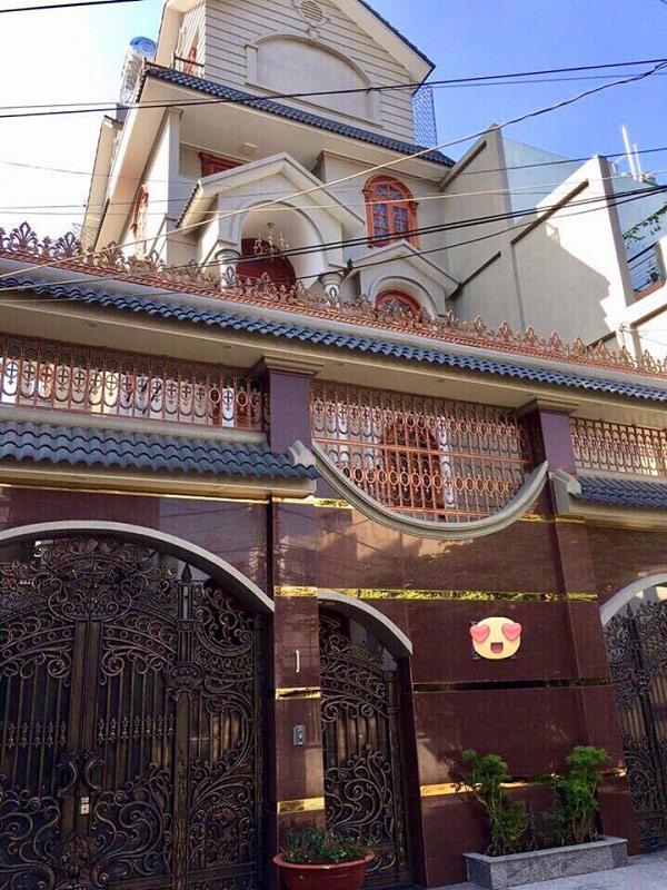 diem mat nhung ngoi nha viet tung gay tranh cai du doi, "thi phi" nhat mxh 2017 - 1