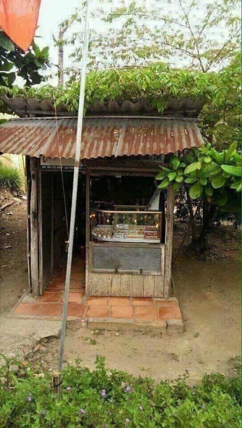 diem mat nhung ngoi nha viet tung gay tranh cai du doi, "thi phi" nhat mxh 2017 - 12