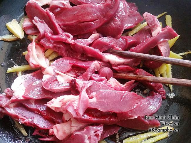 Tim lợn rang gừng đậm đà, trôi cơm ngày lạnh - 5