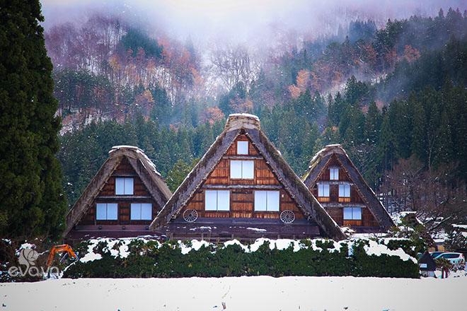 Tận mắt thấy quê hương của chú mèo máy Doraemon - làng Shirakawago đẹp như cổ tích - 11