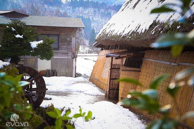 Tận mắt thấy quê hương của chú mèo máy Doraemon - làng Shirakawago đẹp như cổ tích - 9