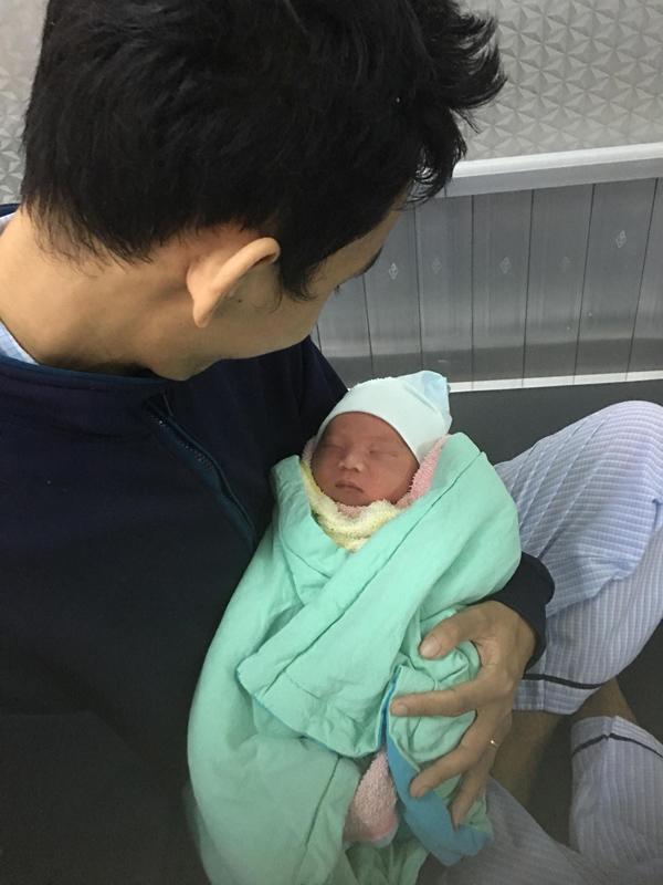 Trải lòng của ông bố ung thư giai đoạn cuối amp;#34;chiến đấuamp;#34; từng ngày để được thấy con chào đời - 3