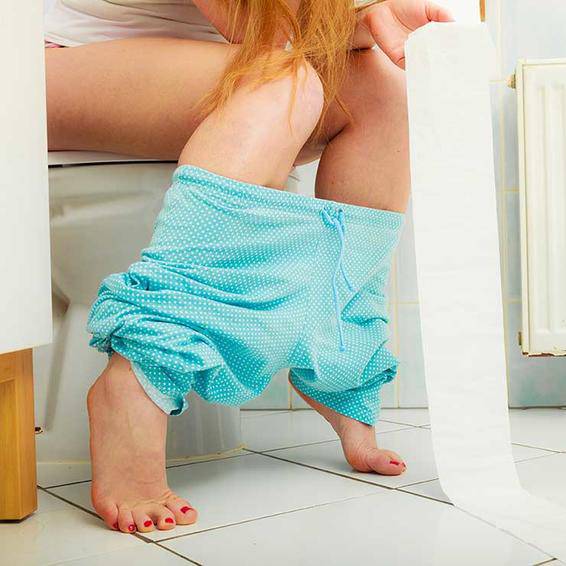 Phụ nữ thực sự có cần phải đi vệ sinh ngay sau khi làm amp;#34;chuyện ấyamp;#34;? - 1