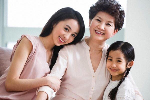 Tết dương, mẹ chồng cho vợ chồng tôi 30 triệu bảo ‘2 đứa đi đâu chơi thì đi’ - 1