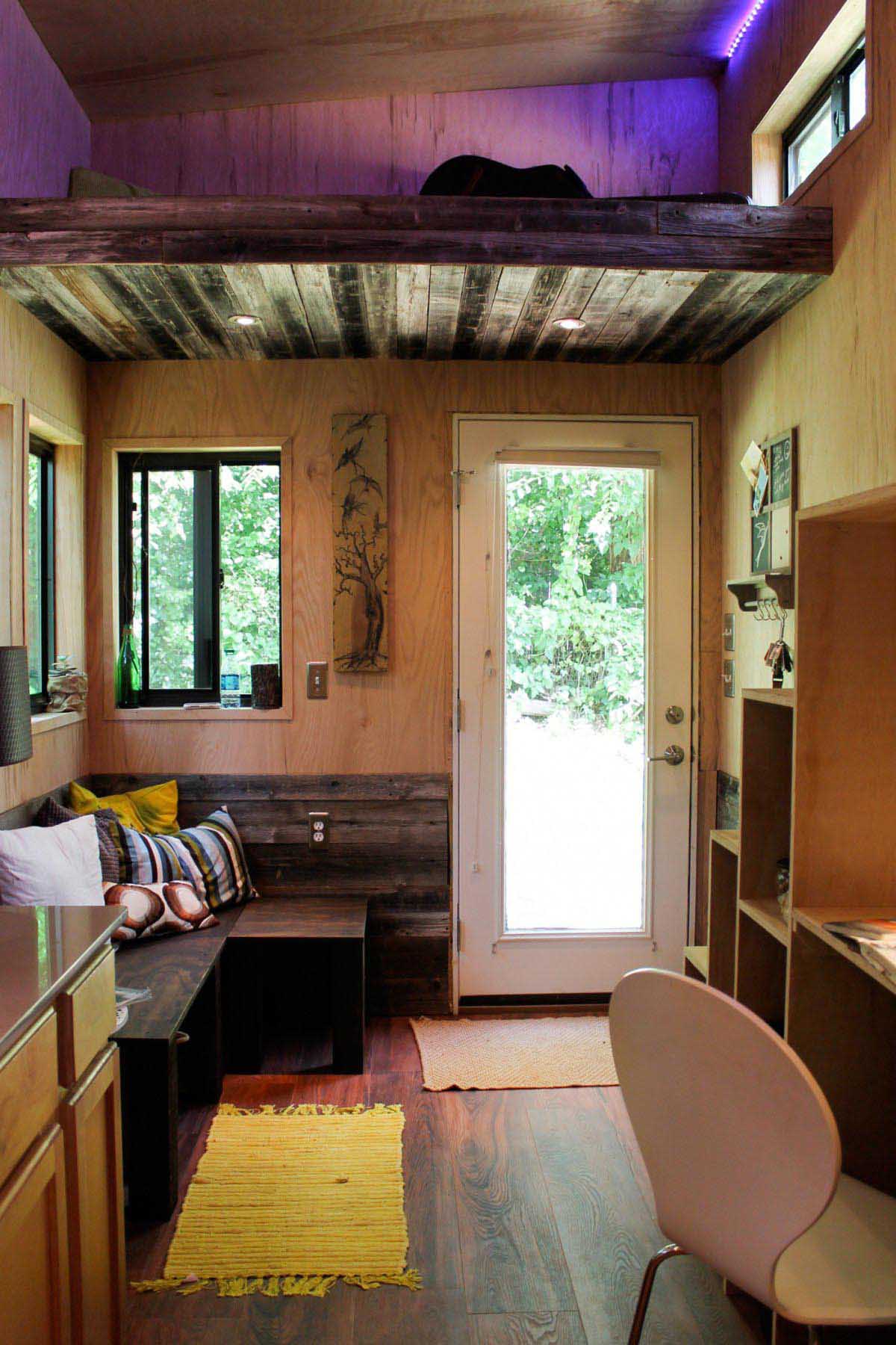 khong muon di thue nha, chang sinh vien tu xay nha di dong nho xinh ai cung muon o - 6