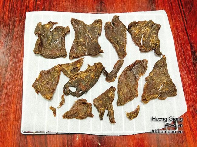Tự làm khô bò Hồng Kông tuyệt ngon đãi khách ngày Tết Dương lịch - 7