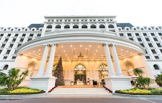 Một chuyến đi check-in “5 châu, 4 bể” - 10