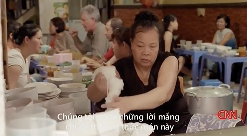 Quán amp;#34;bún chửiamp;#34; Hà Nội lên CNN: Niềm amp;#34;tự hào trong ngoặc képamp;#34; - 5