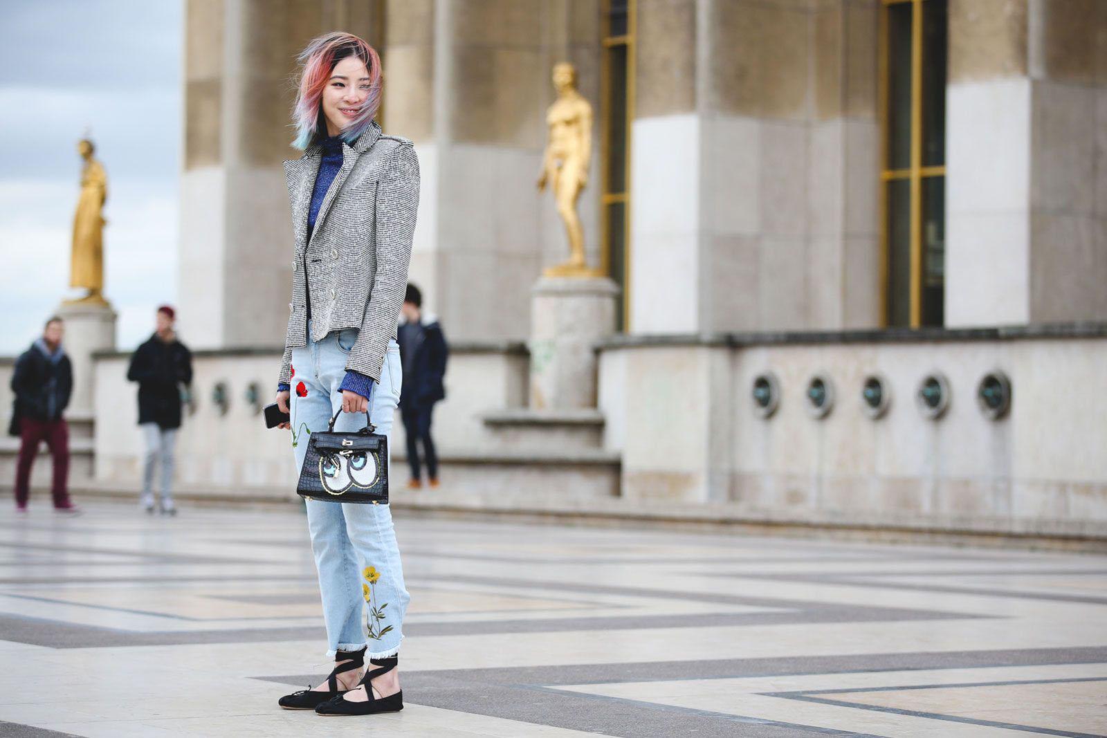 Năm 2018, thật buồn khi phải thông báo với các nàng: Jeans rách chính thức bị xếp xó! - 11