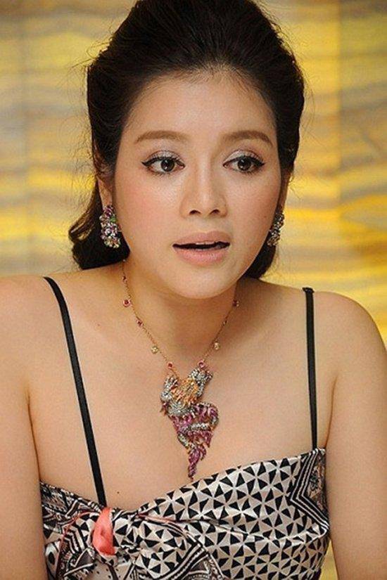 Hành trình tìm kiếm đôi lông mày đích thực của mỹ nhân Lý Nhã Kỳ trong suốt 7 năm trời - 3