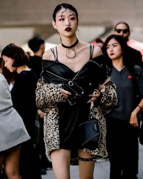 Hãy hôn tạm biệt 10 món đồ thời trang này trước khi năm mới đến! - 9